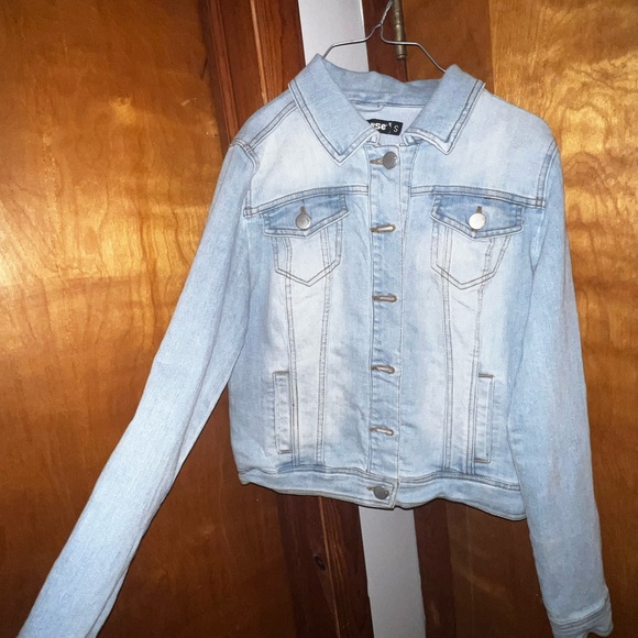 Jean Jacket - Picture 2 of 4